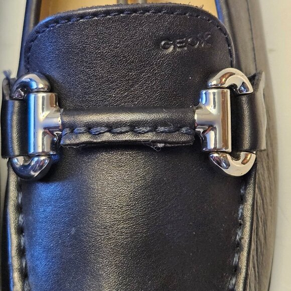 Geox Respira Black Leather Driving Loafers Silver Bar Hardware Size 36.5 - Picture 7 of 16